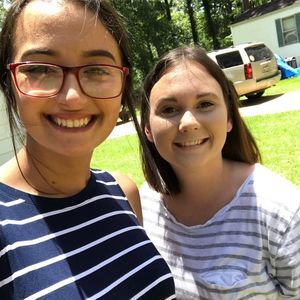 Meet your Posher, Lia